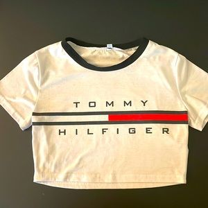 Tommy Crop top